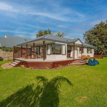 Sunlight Bach - Whitianga Holiday Home Екстериор снимка